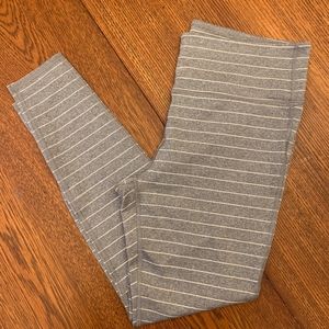 Athleta Grey/White Stripe Leggings Sz XL
